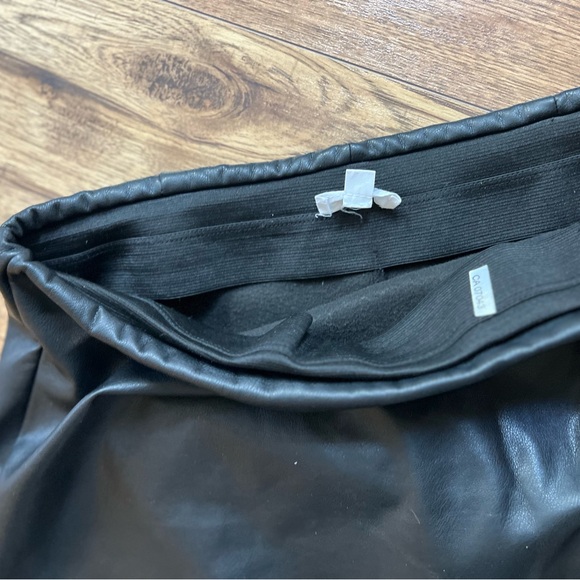 Leather Mini Skirt - Picture 4 of 4